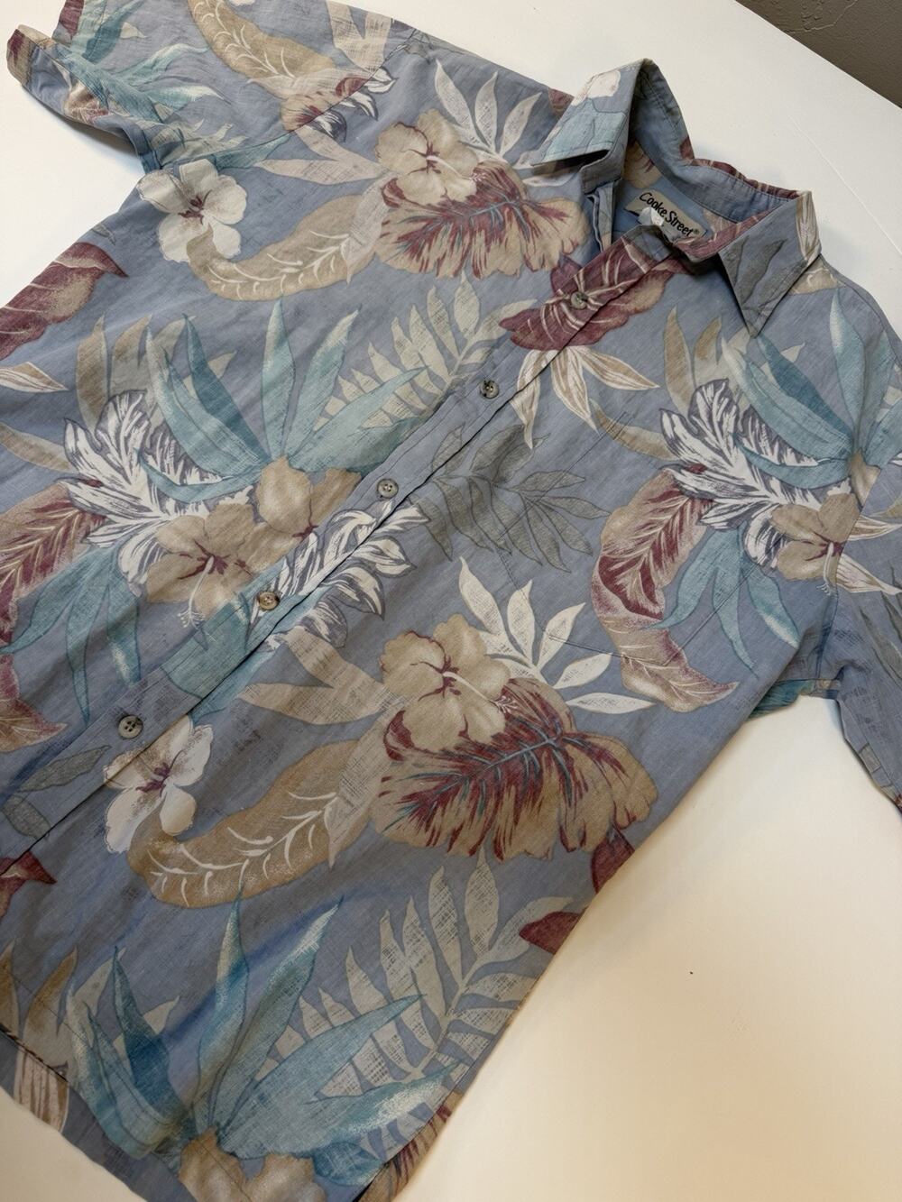 Mens Vintage Blue Floral Size Medium Cooke Street Hawiian Shirt 100% Cotton